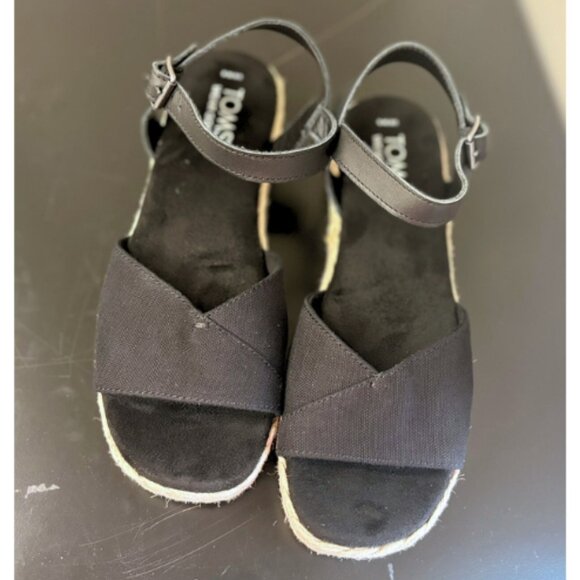 TOMS | Abby Espadrille Platform Sandal - Picture 8 of 9